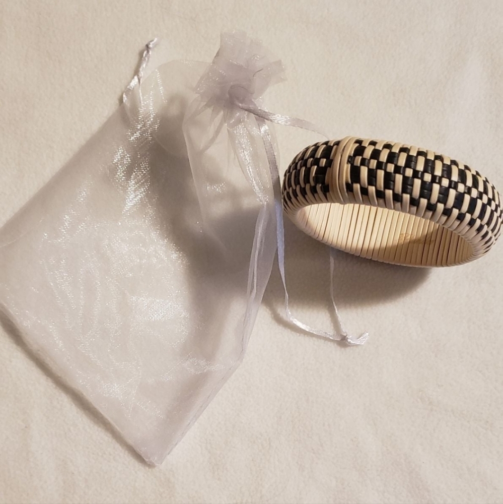 NWOT Plunder Bracelet